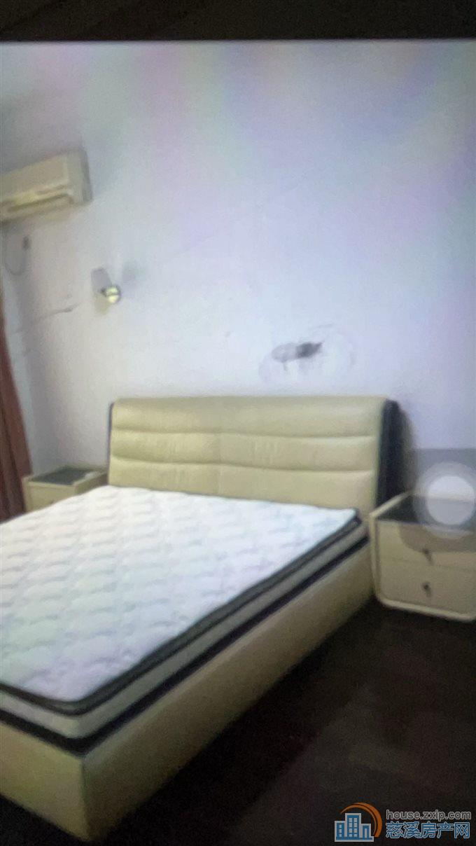 大通花园精装修165平169万朝南车库