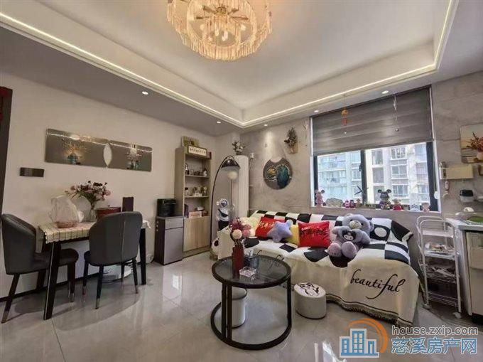 三北名都，73平，精装修88.8万1