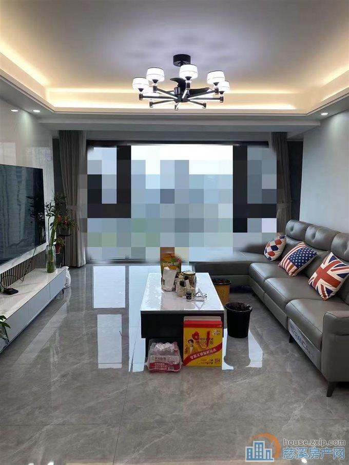 江滨山景苑142平精装好楼层带2车位