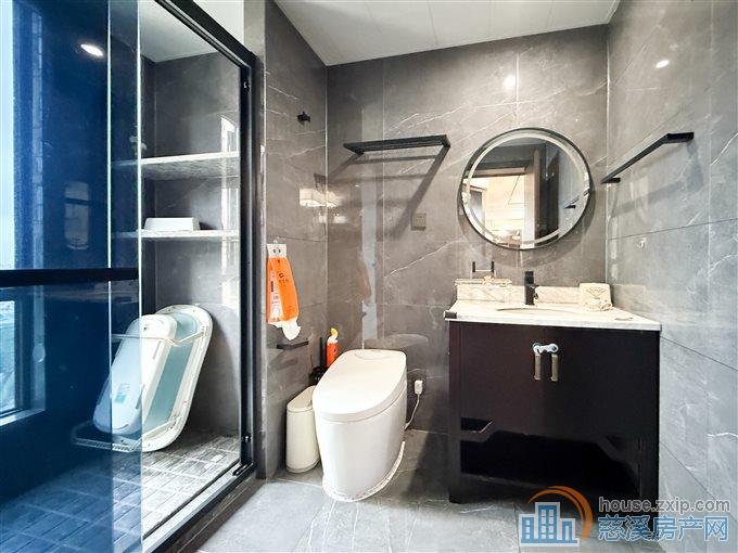 峙山庄园 全屋地暖 双车位 家具家电全送