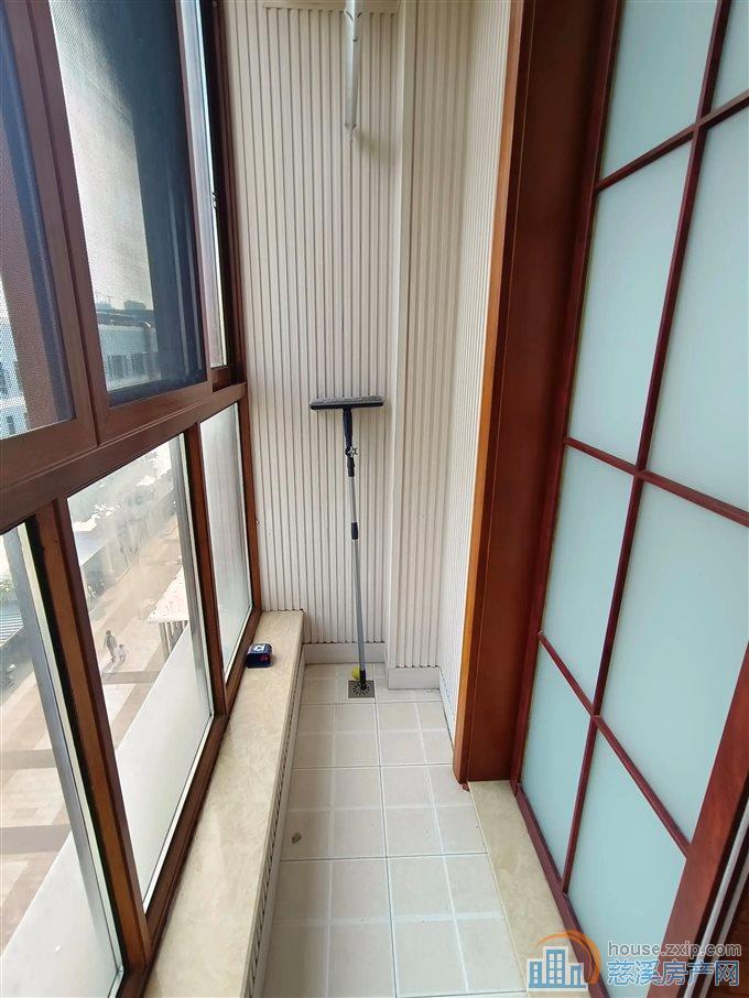 碧海星辰132平150万洋房带车位