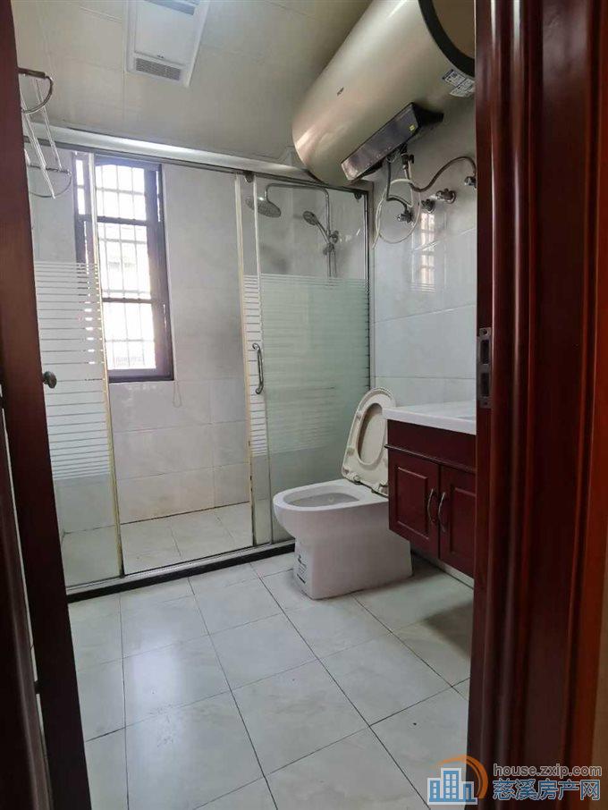 枫华富地电梯洋房2室带车位直接钥匙在