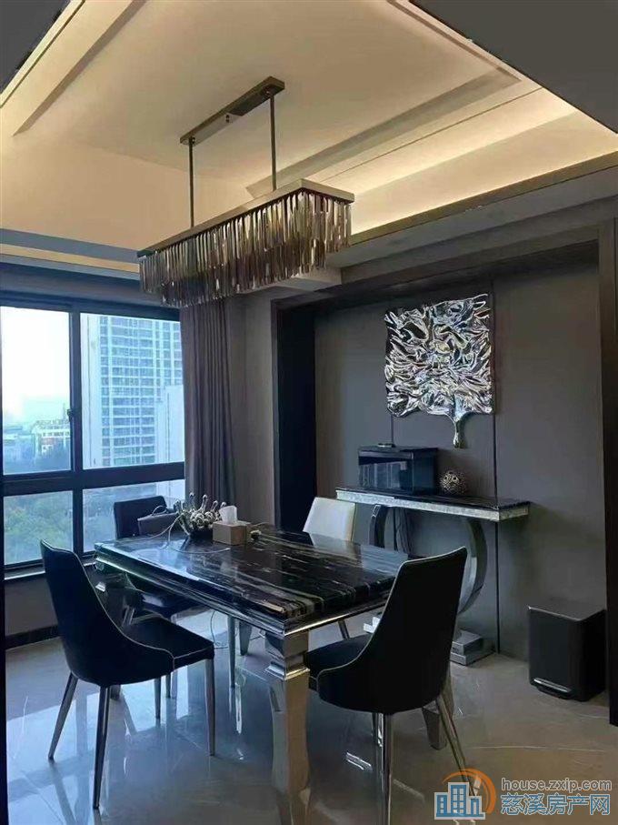 金仕华庭印象剑桥100平好楼层豪华装