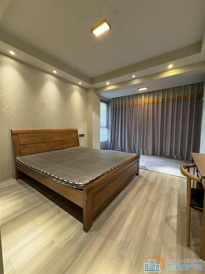 鸣北小区 精装 带杂物间 四小西门XQ