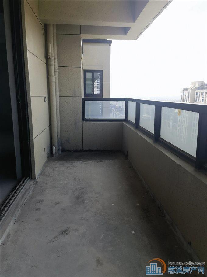 中交盛湖美庐满五唯一270万有车位