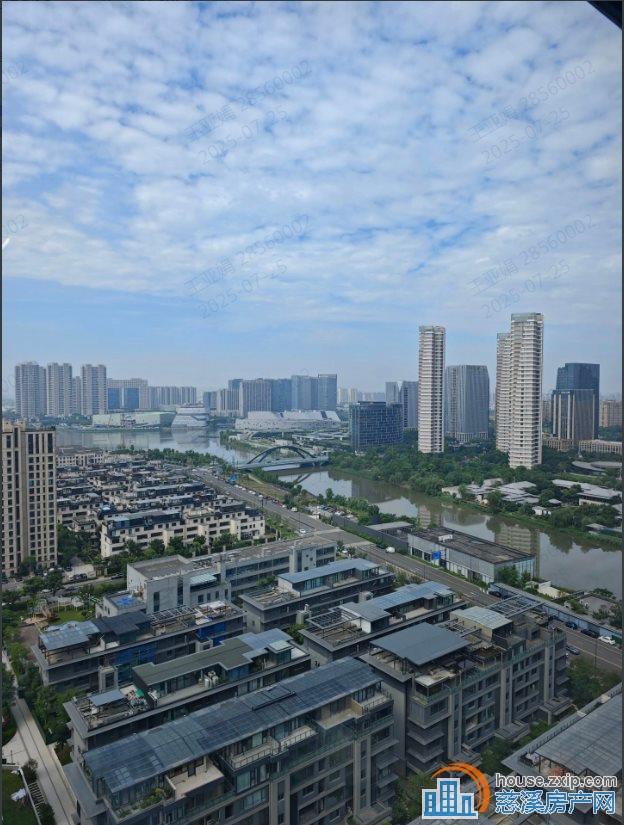 湖樾云著 129平豪装，可看明月湖景观