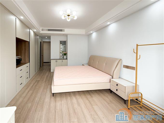 鸣北小区家具家电全送