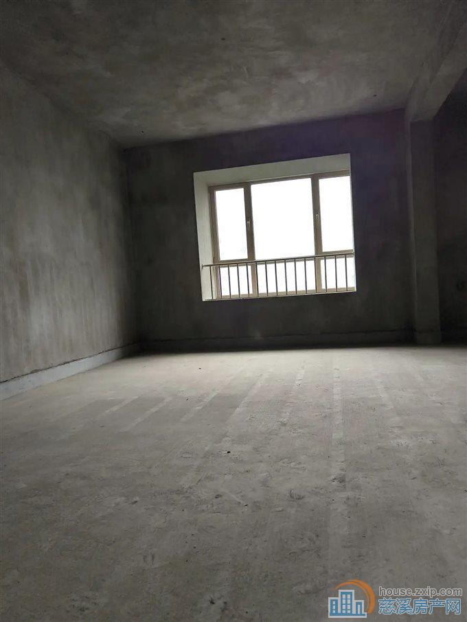 金水湾花园 毛坯139平方212万带车位