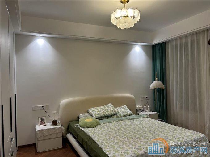 双喜花园 黄金楼层自住精装全送