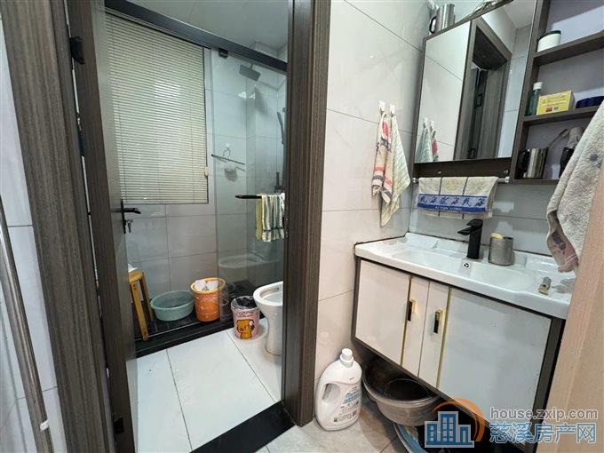 新潮塘北苑67平精装115万