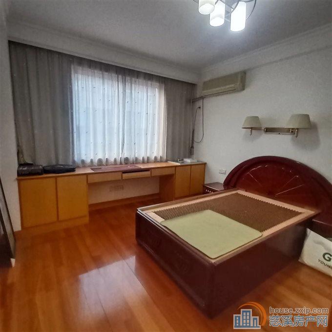 虞波北园西区 精装修 单价7千多 带车库