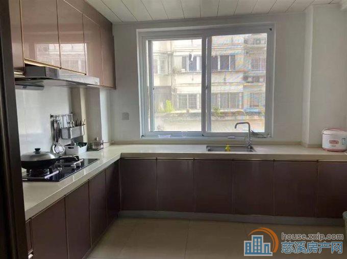 景怡园140平大三房老精装浙师大125万