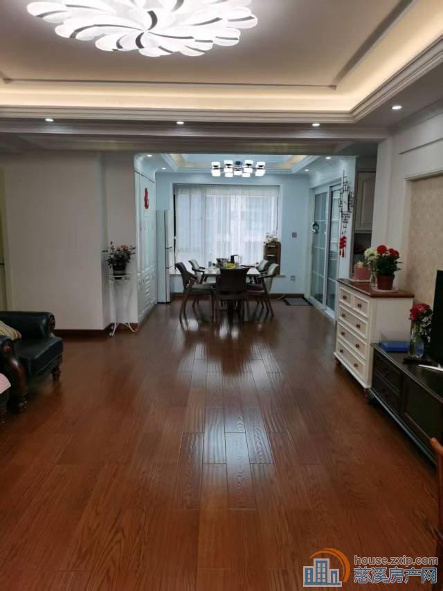 金仕华庭143平楼层佳精装262.8万