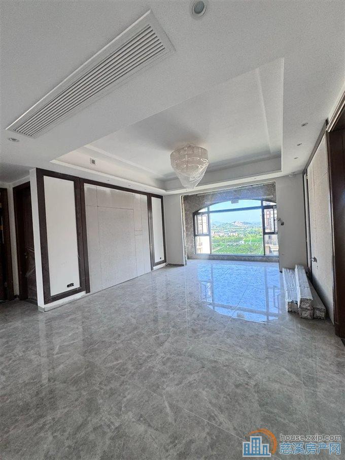 洋房顶复恒大河悦府175平方195万