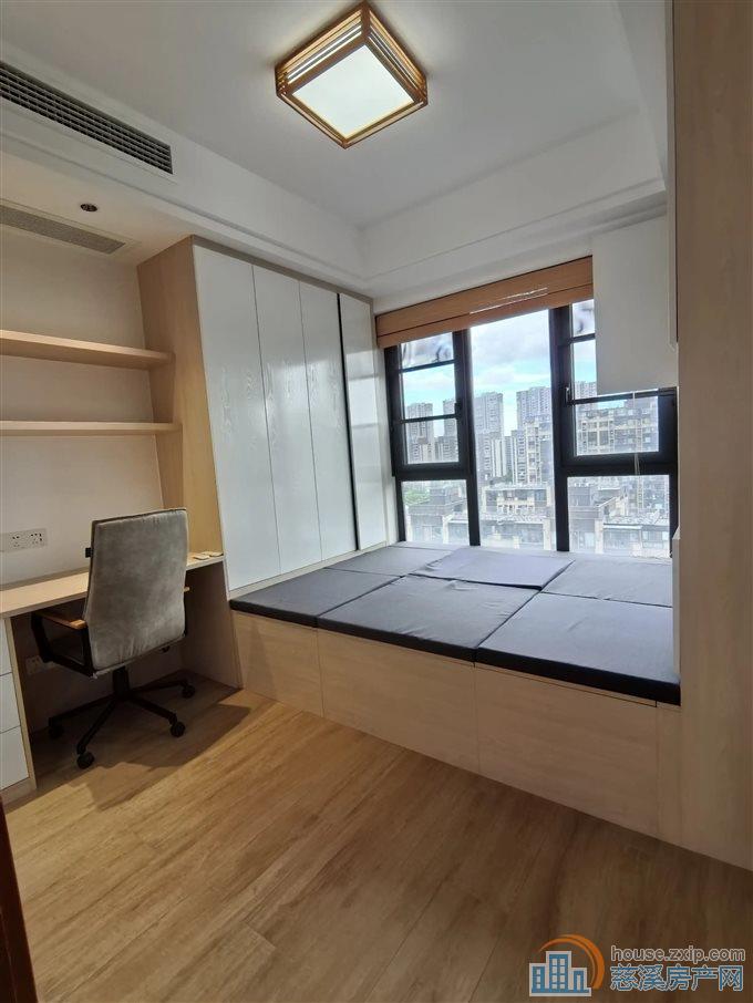 金仕华庭 原木风装修 满五唯一