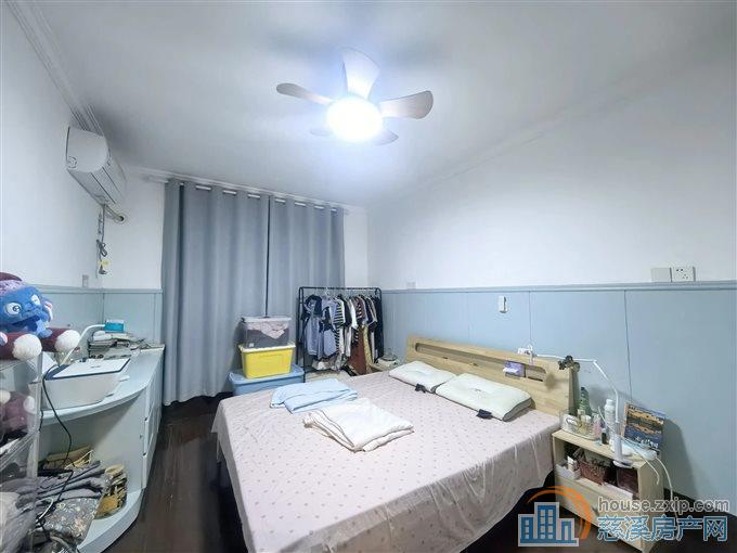 城东新村 精装 低楼层  上林无在读