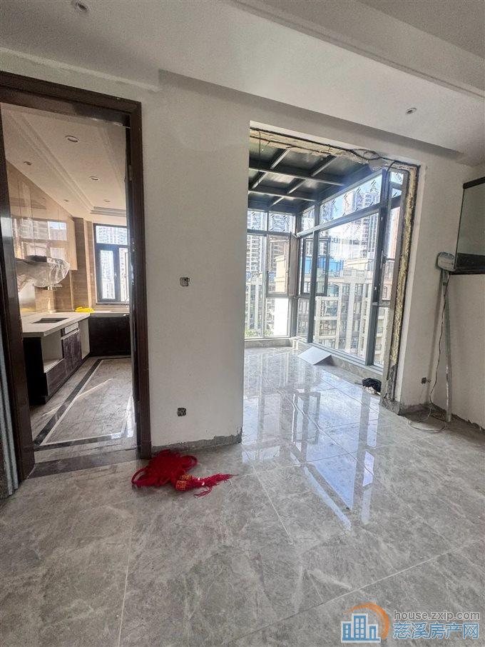 洋房顶复恒大河悦府175平方195万