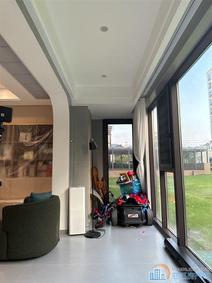 锦尚府143平265万全新精装修