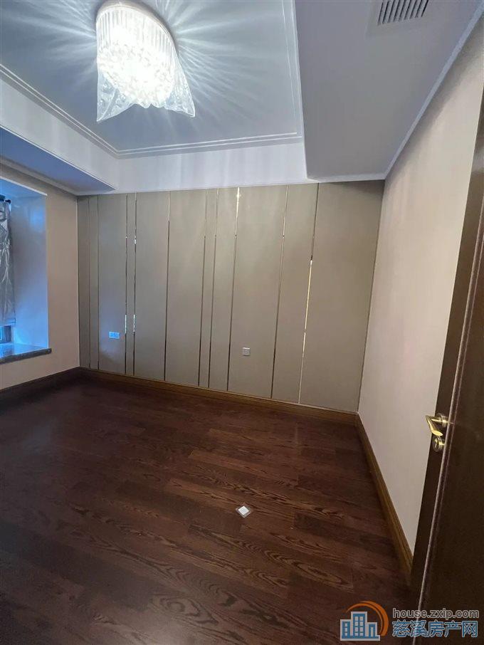 恒大河悦府 精装修 带双露台