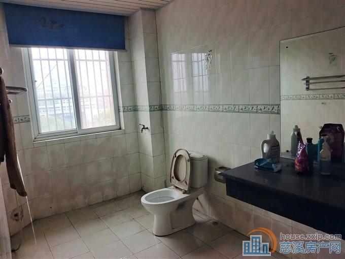 捡漏童家新村 超低单价 送杂物间