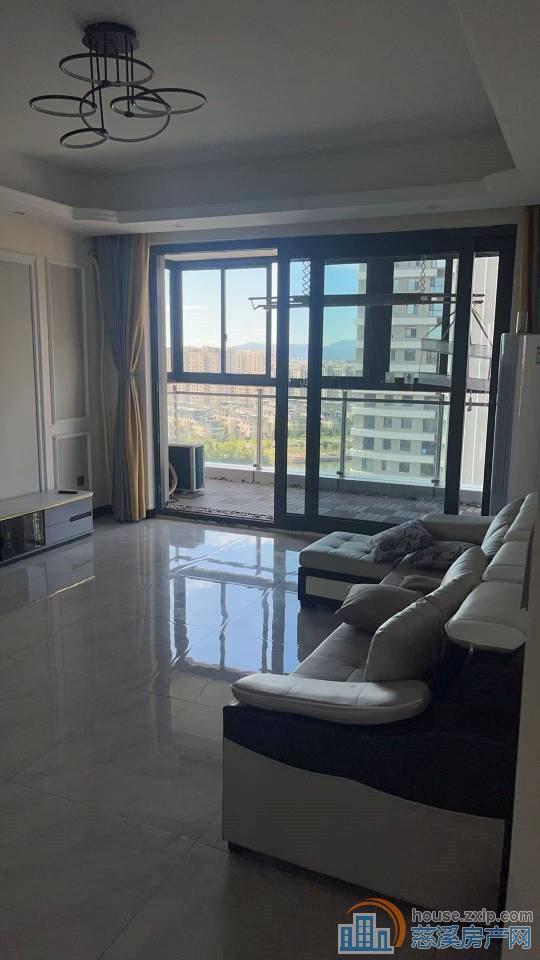 云顶3室2厅2卫6000月直接