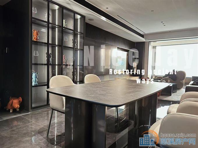 悦城玖号花园 豪装 黄金楼层 明月书院