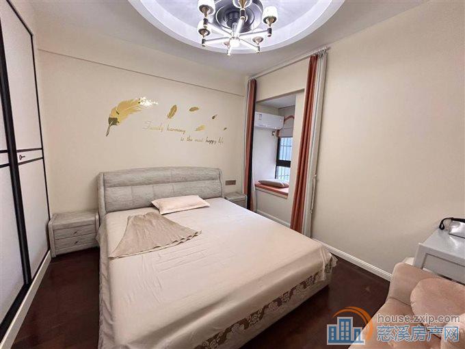 嘉和名苑133平现代装修好楼层带车位