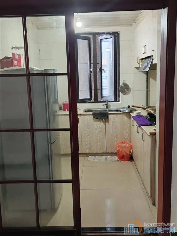 银亿上府精装修带车位98万