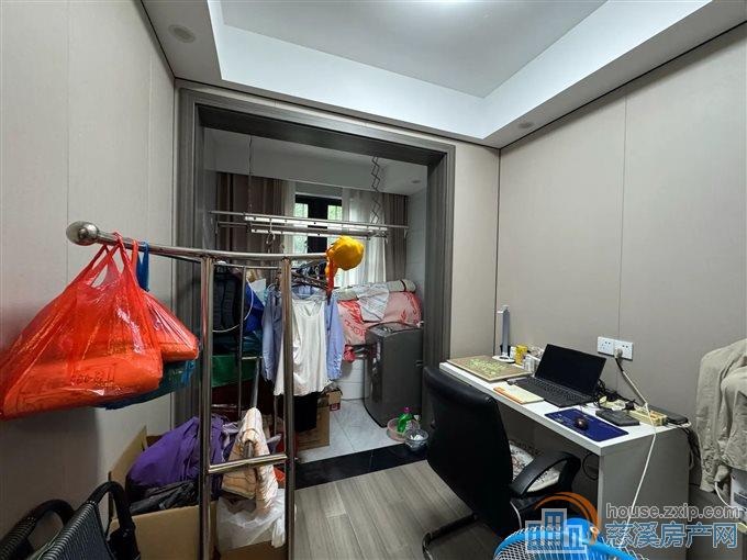 新潮塘北苑67平精装115万