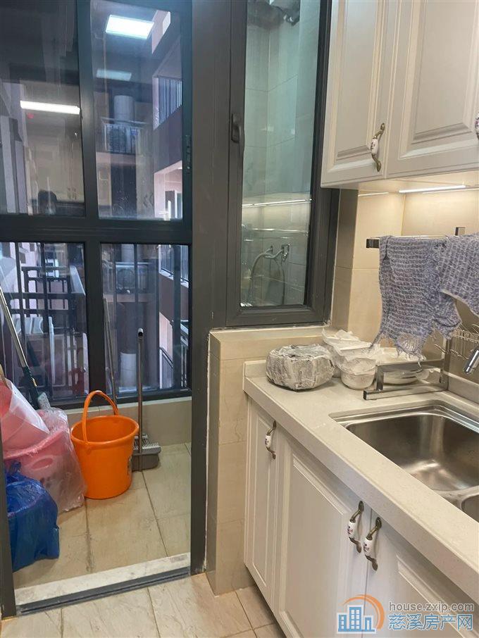 恒大河悦府121平方120万