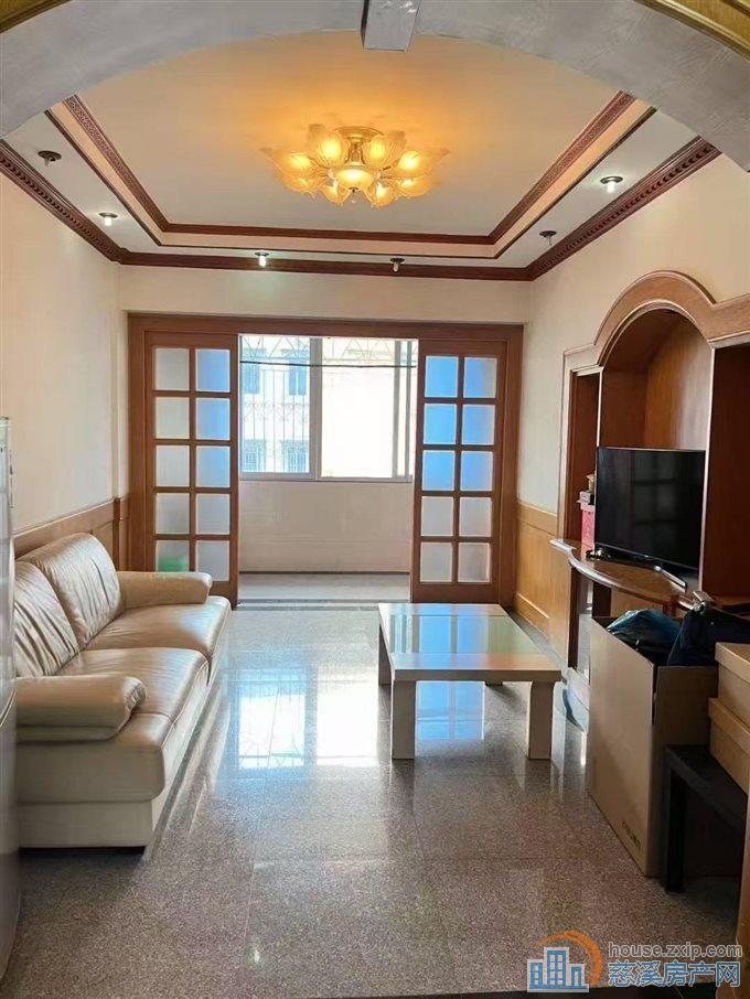 捡漏新城中心东区4楼91平方+架空层