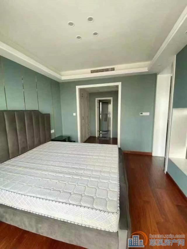 波斯曼17搂77平方豪装118万