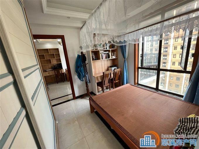 美莛花苑满五唯一电梯房精装72.8万