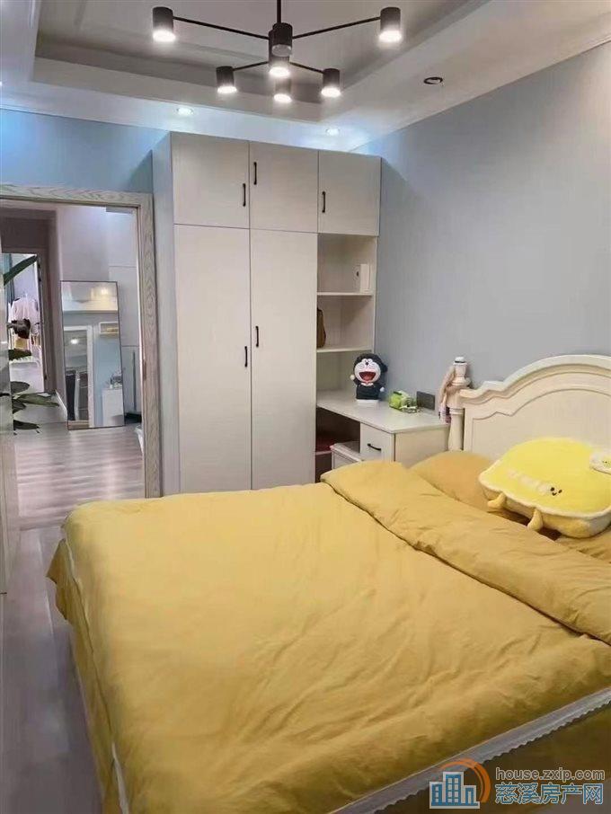 双喜颐园128平好楼层精装三室带车位