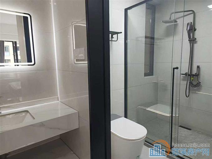 誉林府电梯洋房豪华装修三室两卫直接钥匙在