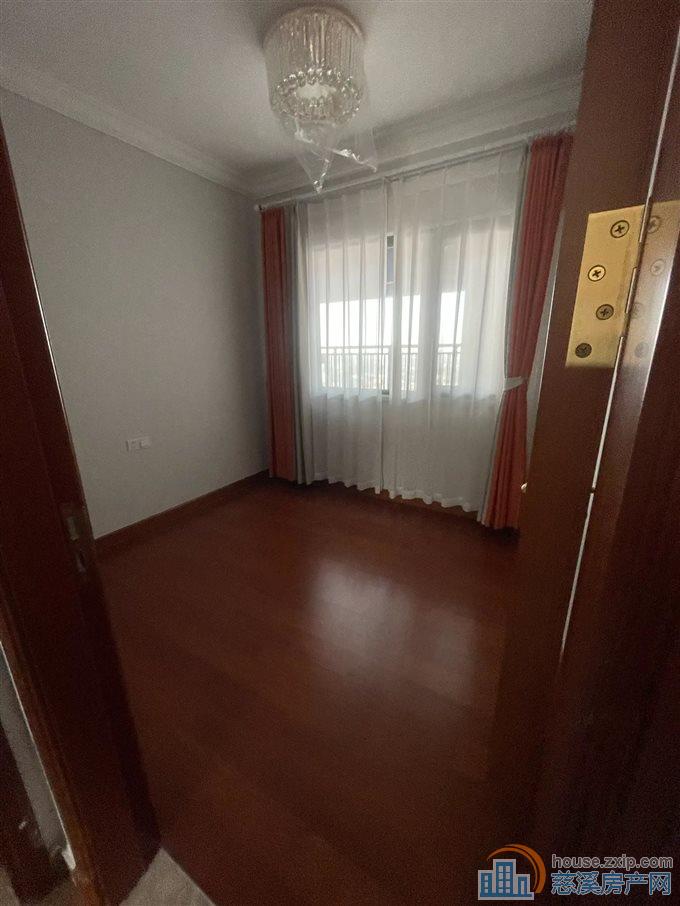 恒大河悦府121平方120万