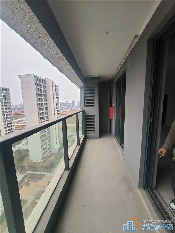 捡漏 悦未来  新河坊旁 三开间朝南