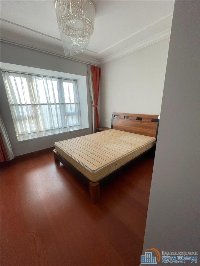 恒大河悦府121平方120万