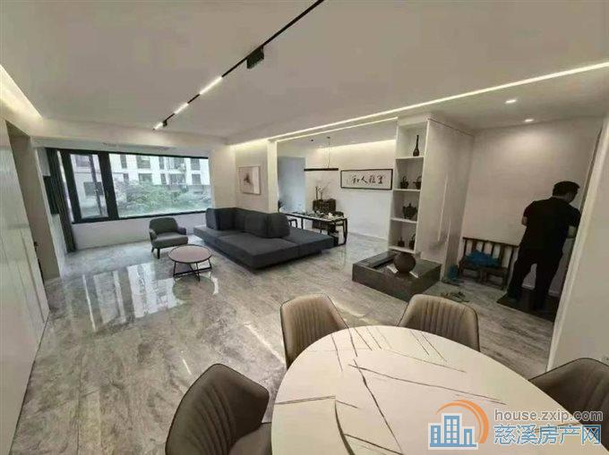 锦尚府景观楼层128平新装258万