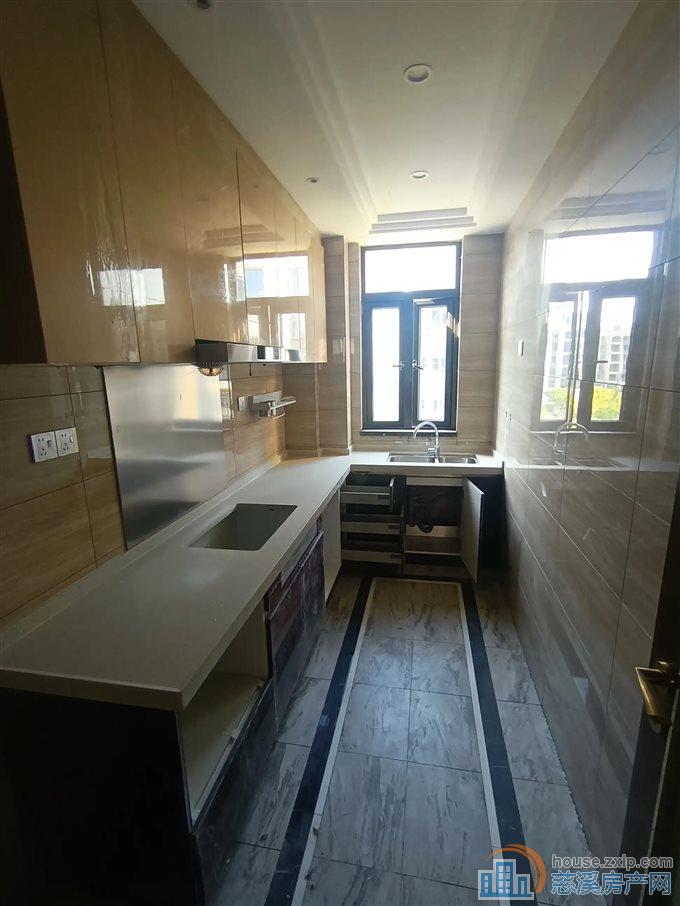 恒大河悦府130平142万带车位