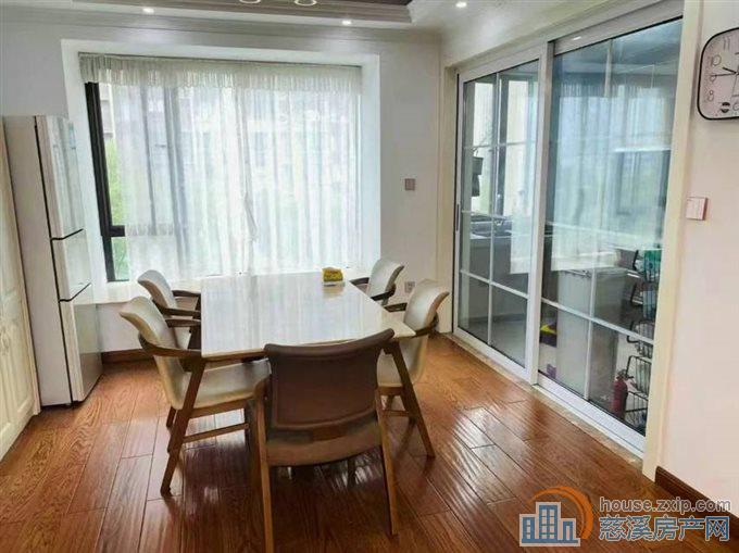 金仕华庭138平楼层佳262.8万精装