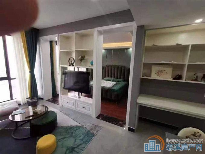 波斯曼17搂77平方豪装118万