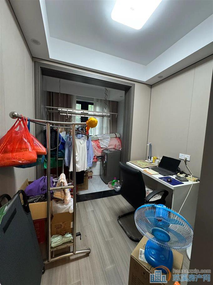 新潮塘北苑67平精装115万