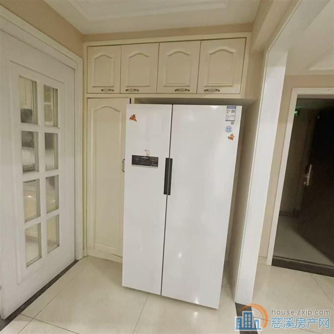 白金湾精装140平拎包入住145万