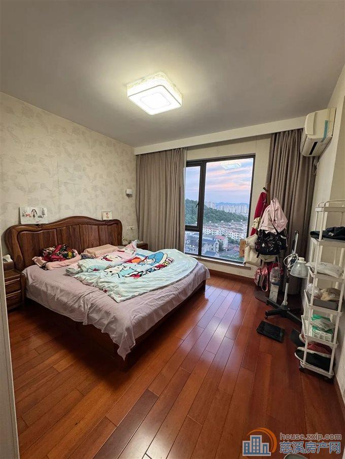 恒泰嘉景园161平175.8万