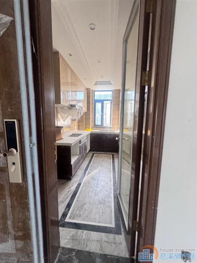 洋房顶复恒大河悦府175平方195万