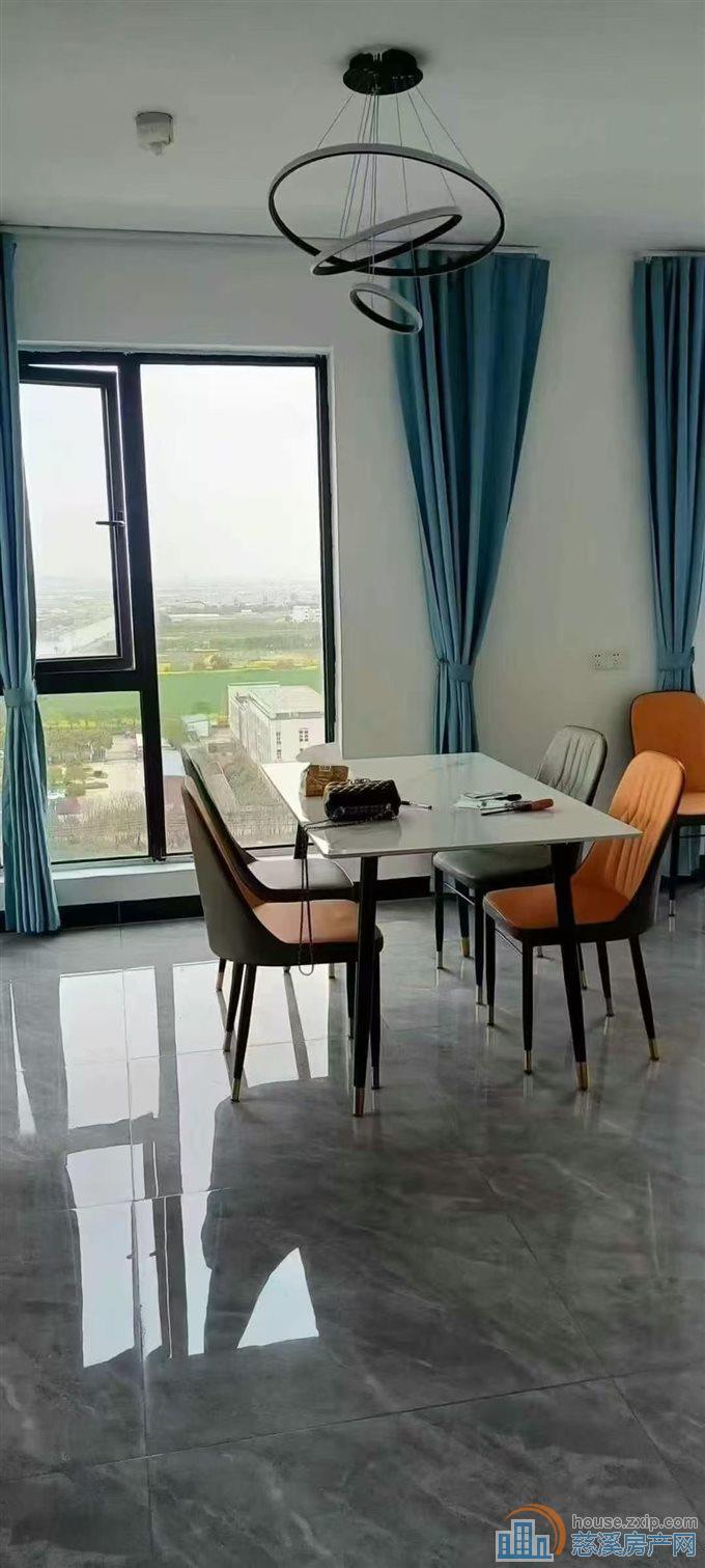 君塘名筑层佳东套新装109平124.8万