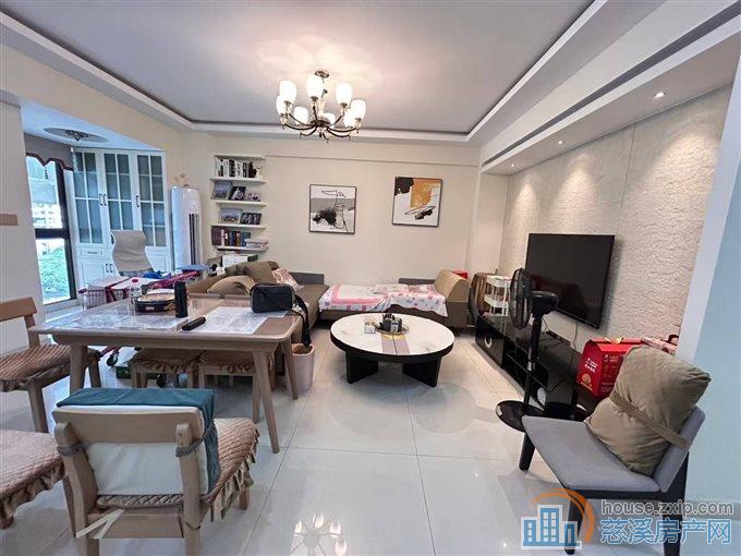 嘉和名苑133平现代装修好楼层带车位