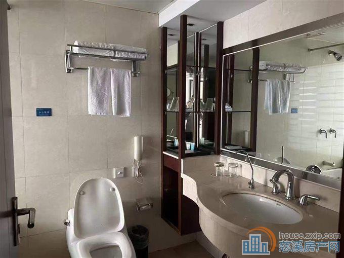 波斯曼43平朝西上林可读96.98万