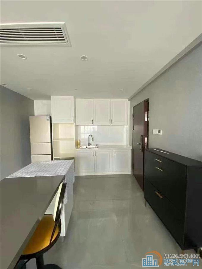 波斯曼17搂77平方豪装118万